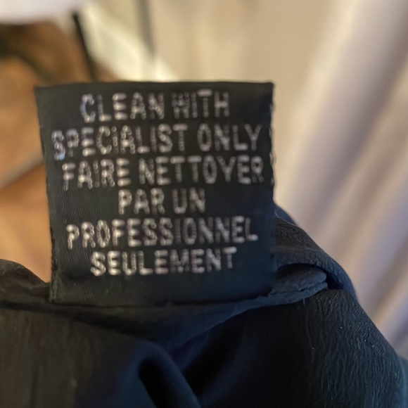 ⭐️Silk Sheri Bodell Party Dress - Picture 13 of 13